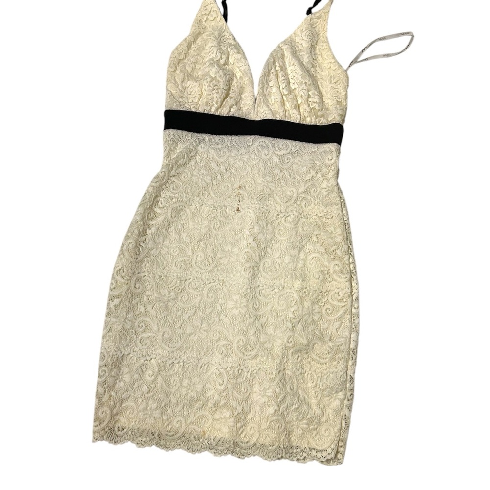 Papaya  Cream Lace Dress size S